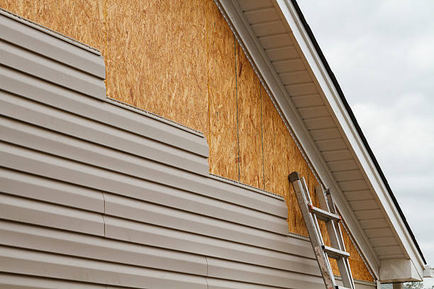 24/7 Emergency Vinyl Siding experts in Clinton, OH